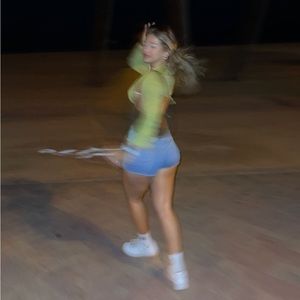 Meet your Posher, Angelique